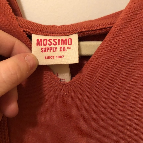 Peach cropped vest hoodie - Picture 2 of 3